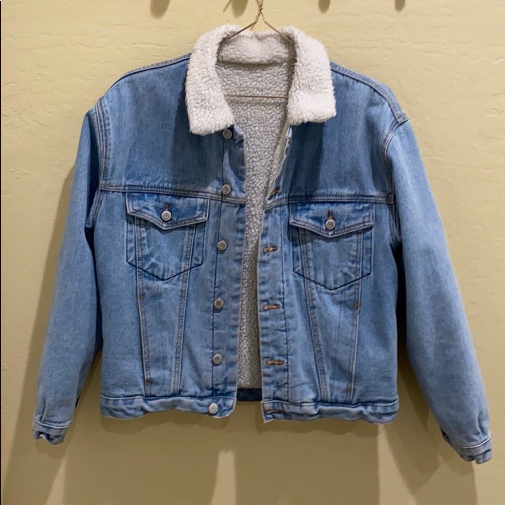 Brandy Melville sherpa lined jean jacket